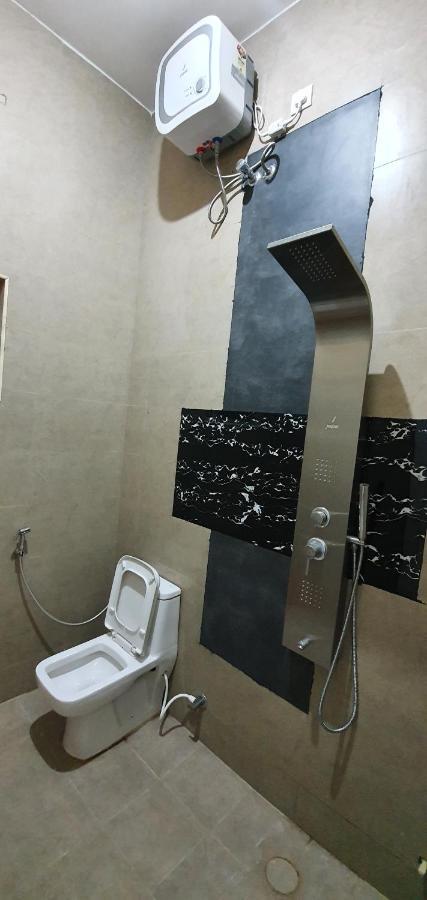 Shree Suites Kuttalam  Exterior photo