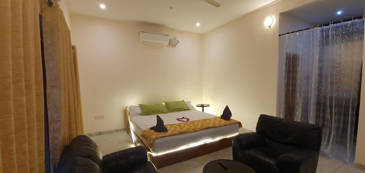 Shree Suites Kuttalam  Exterior photo